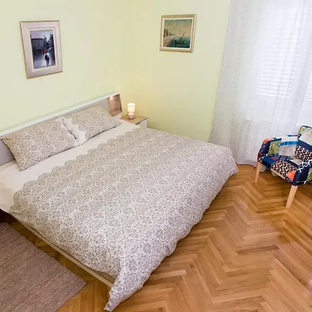 Apartman Fortunella *