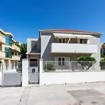 Fortunella