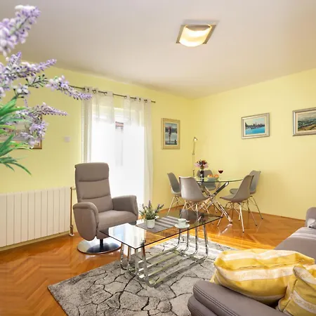 Fortunella スプリト