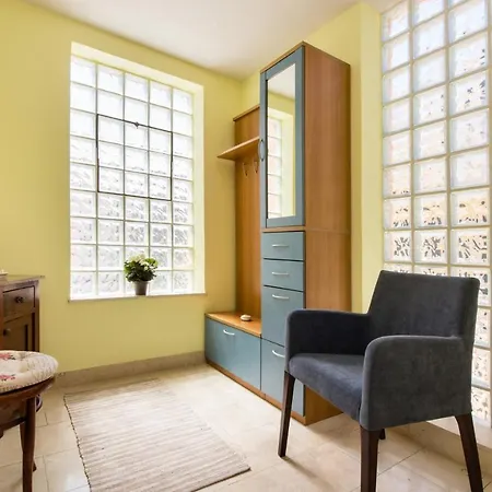 Fortunella Apartment *